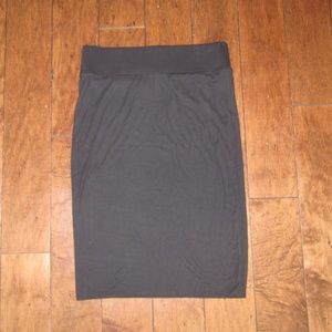NWT Tahari Black Knit Midi Stretch Pencil Skirt L